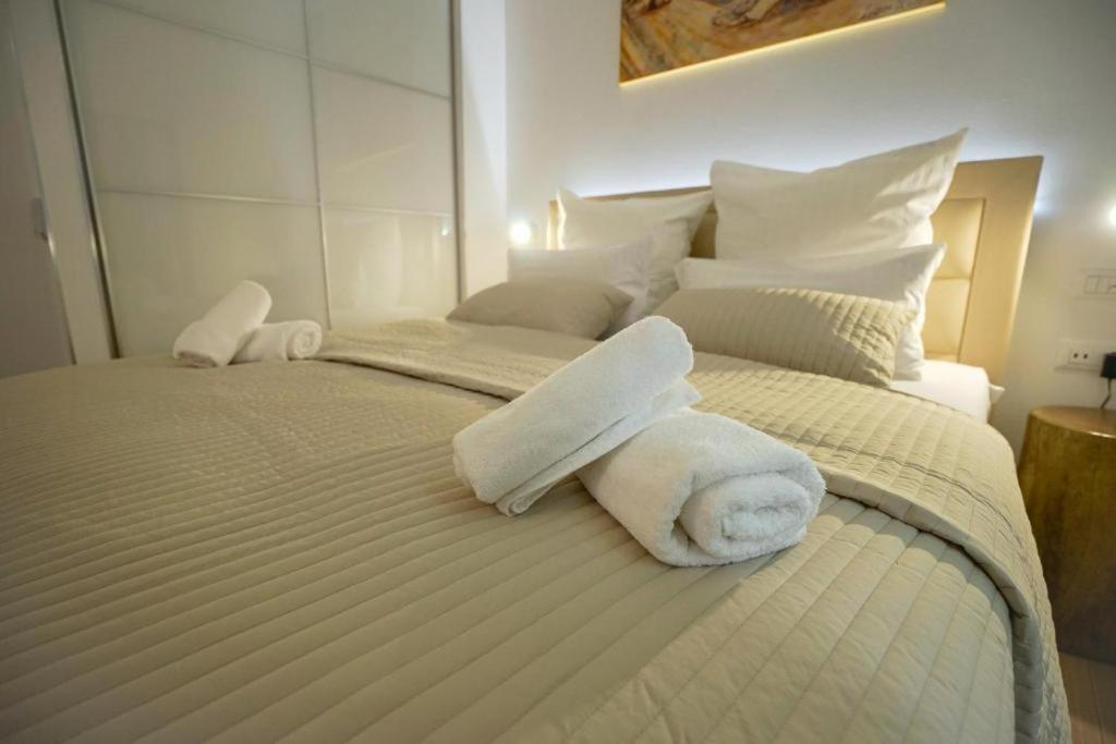 Destino City Apartments Zadar Exteriör bild